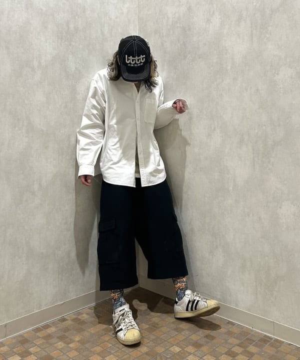 菊田 悠さんの「BEAMS WOMEN｜ヘビーオックスフォード ボタンダウンシャツ」を使ったコーディネート