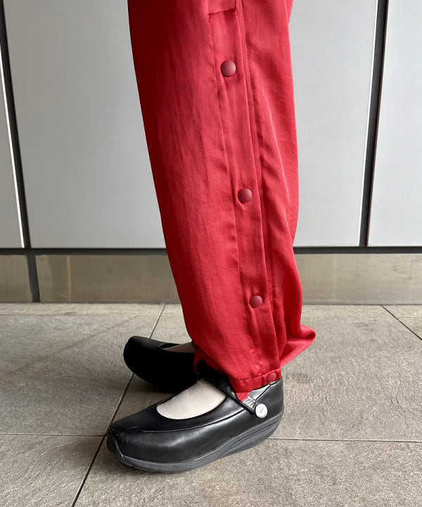 みりさんの「コットン リネン フリル ギャザー ショートスリーブ」を使ったコーディネート