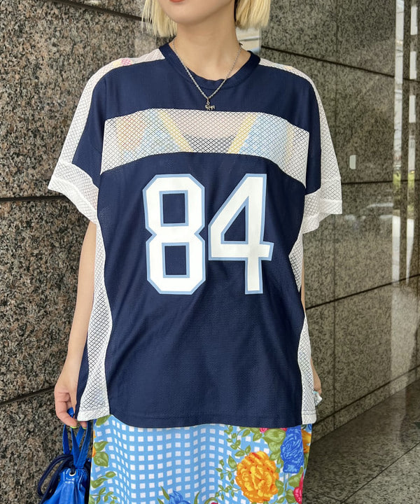 あさひさんの「BEAMS WOMEN｜メッシュ ナンバーロゴ ビッグ Tシャツ」を使ったコーディネート