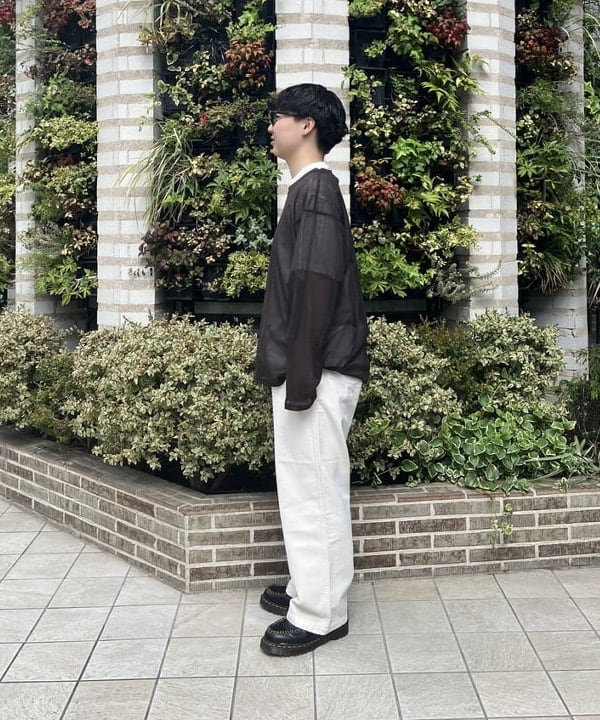 赤羽 花さんの「BEAMS WOMEN｜WAREHOUSE & CO. / 別注 ステンシル13 Tシャツ」を使ったコーディネート