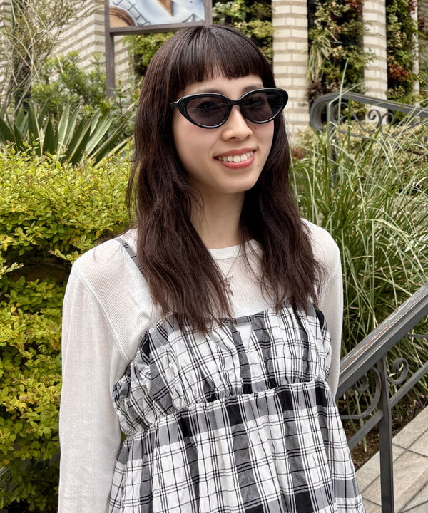 はやしあかねさんの「BEAMS WOMEN｜チェック ティアード キャミ ワンピース」を使ったコーディネート