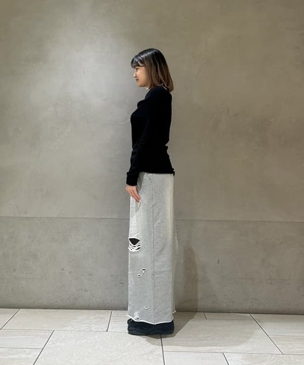 仙田 こころさんの「BEAMS WOMEN｜オフショルダー プルオーバーニット」を使ったコーディネート