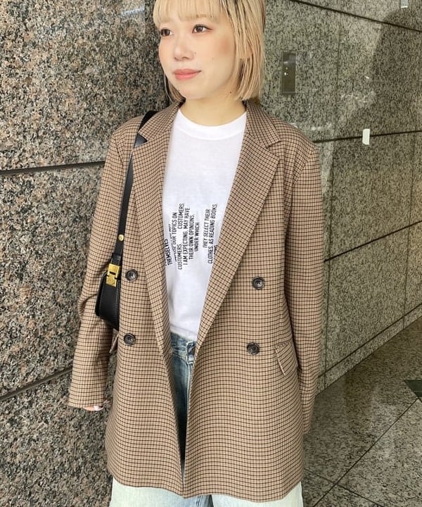 まゆちゃんさんの「BEAMS WOMEN｜LEVI’S(R) / BAGGY DAD ジーンズ」を使ったコーディネート