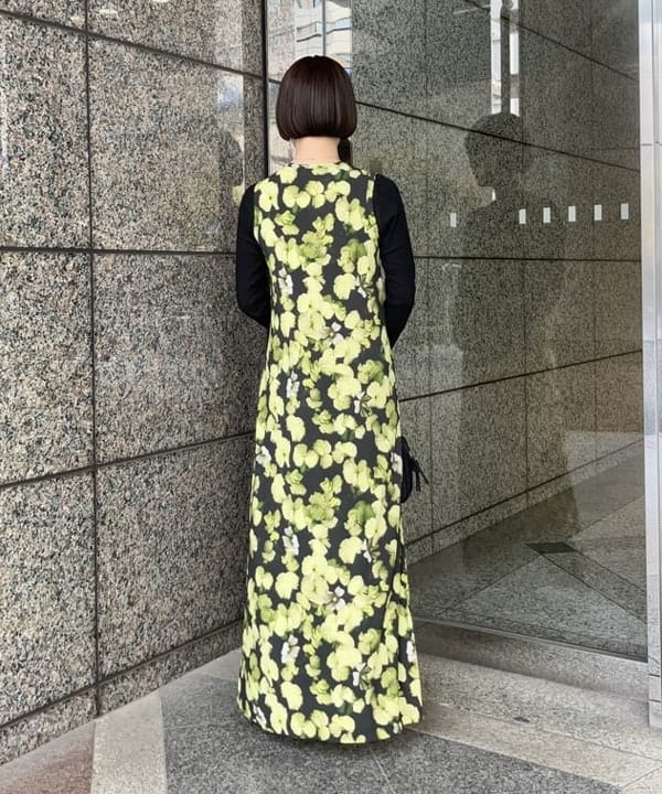 多田 日奈子さんの「BEAMS WOMEN｜テレコ リブ クルーネック トップス」を使ったコーディネート