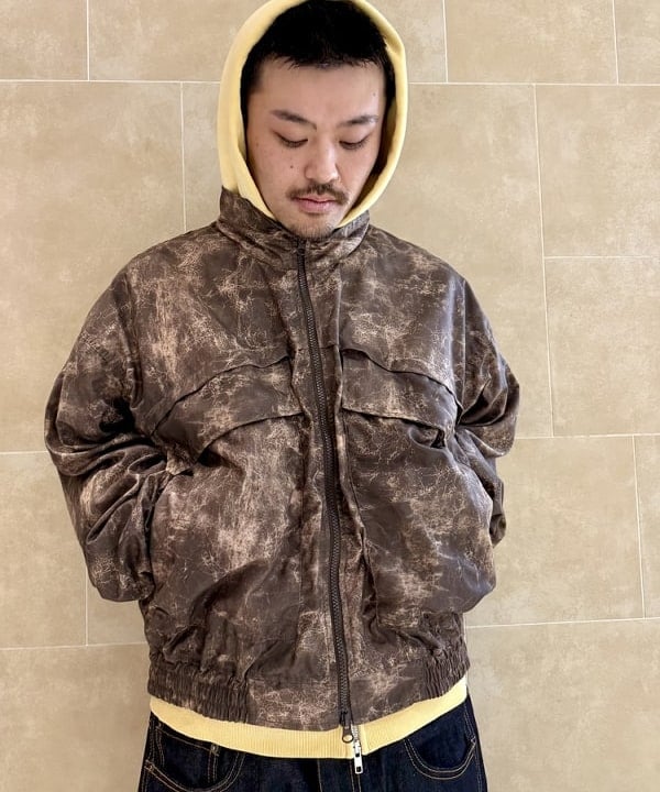 萩原 悠斗さんの「総柄 ウェイディングブルゾン」を使ったコーディネート