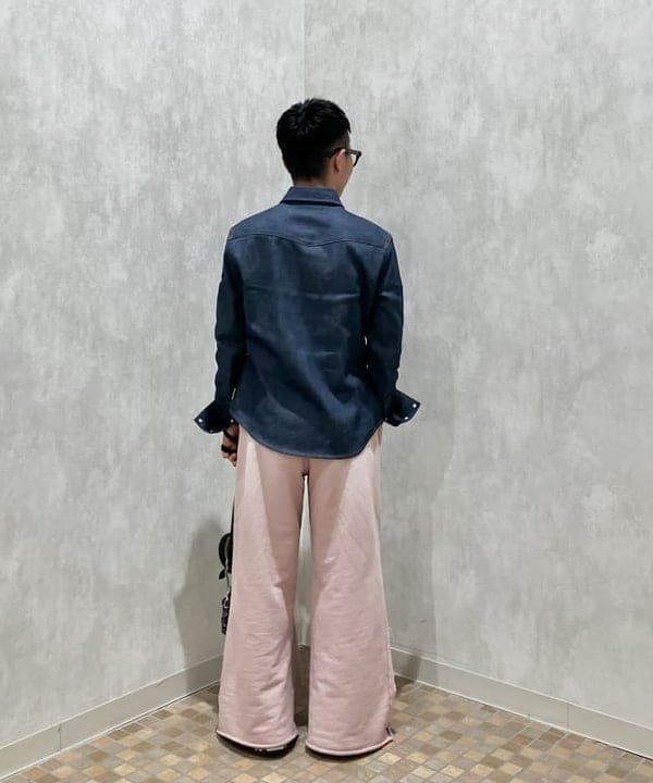 土田 達也さんの「BEAMS WOMEN｜ダメージ スウェット パンツ」を使ったコーディネート