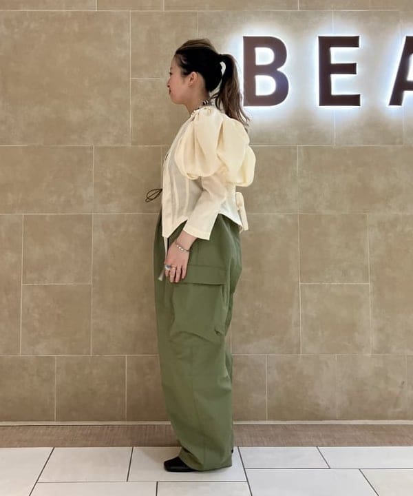 吉田　真実さんの「カーゴポケット キャミ サロペット」を使ったコーディネート