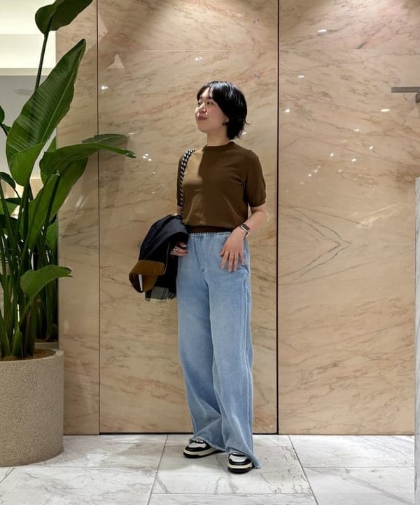 ゆうかさんの「BEAMS WOMEN｜AUTRY / MEDALIST LOW バイカラー レザースニーカー」を使ったコーディネート