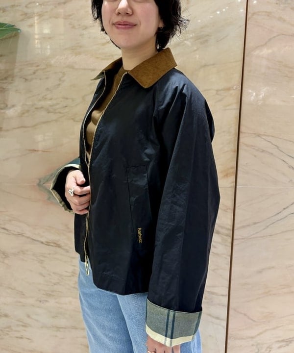 ゆうかさんの「BEAMS WOMEN｜AUTRY / MEDALIST LOW バイカラー レザースニーカー」を使ったコーディネート