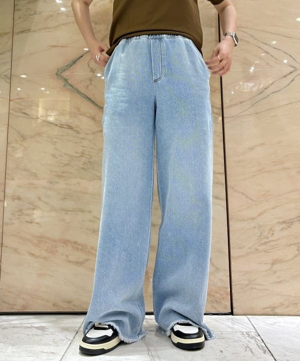 ゆうかさんの「BEAMS WOMEN｜AUTRY / MEDALIST LOW バイカラー レザースニーカー」を使ったコーディネート