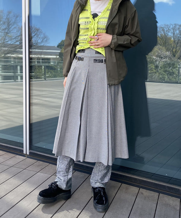 ayaさんの「BEAMS WOMEN｜ボーダーフリル ベスト」を使ったコーディネート