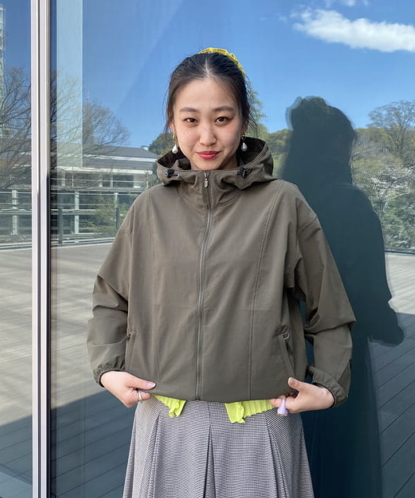 ayaさんの「BEAMS WOMEN｜ボーダーフリル ベスト」を使ったコーディネート