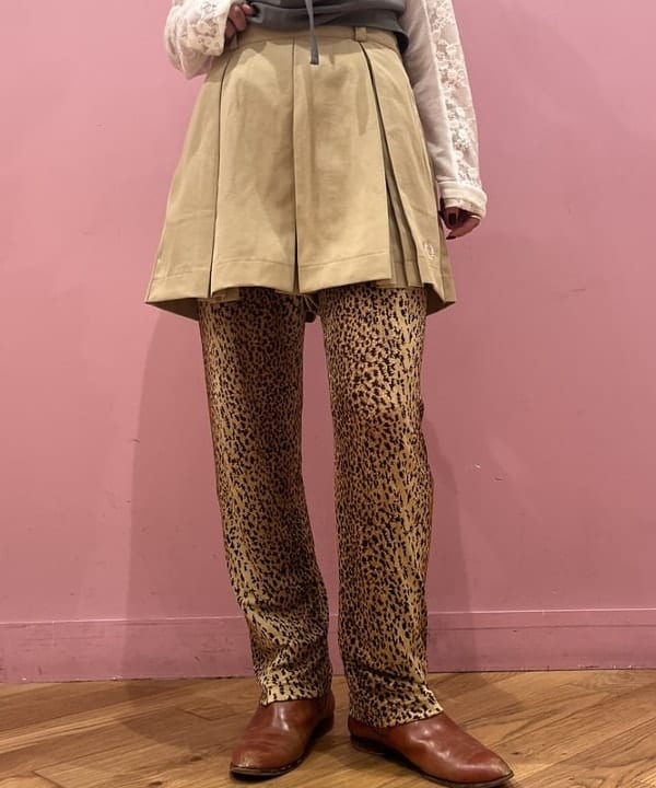 シオンさんの「BEAMS WOMEN｜レース キリカエ ロングスリーブ Tシャツ」を使ったコーディネート