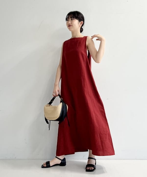 中丸　栞さんの「BEAMS WOMEN｜SHISEI / MM PADDED サンダル」を使ったコーディネート