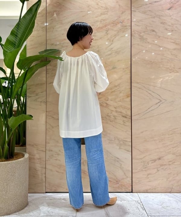 ゆうかさんの「BEAMS WOMEN｜2WAY オフショルダーブラウス」を使ったコーディネート