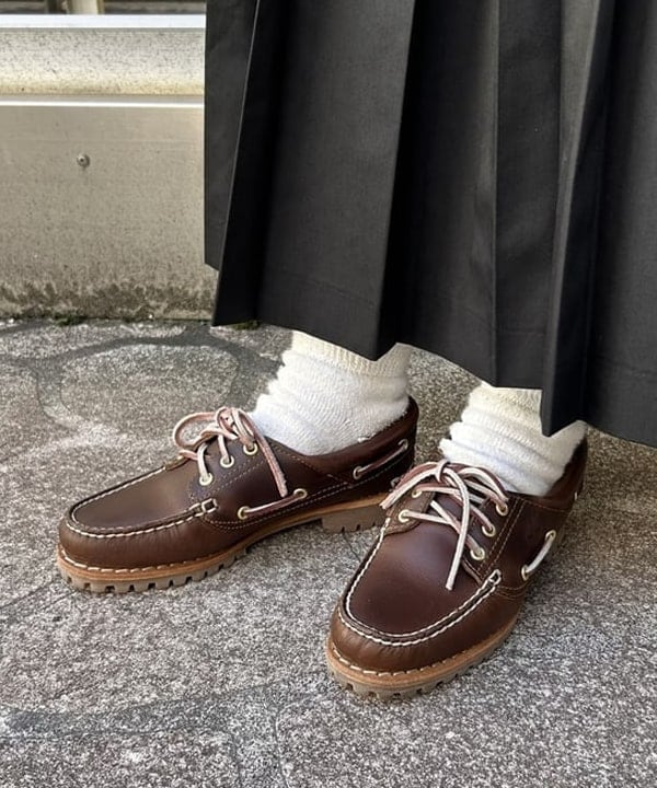 まつむさんの「BEAMS WOMEN｜ロンドンストライプ ボタンダウンシャツ」を使ったコーディネート