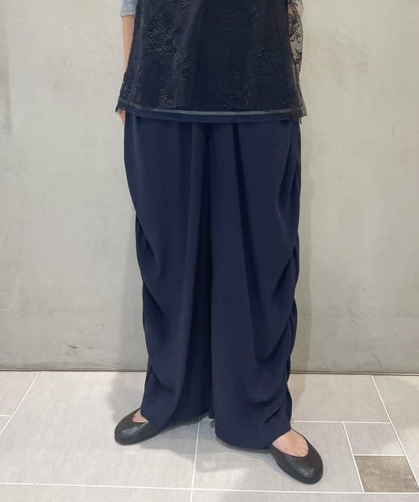 津藤 理佐子さんの「BEAMS WOMEN｜」を使ったコーディネート