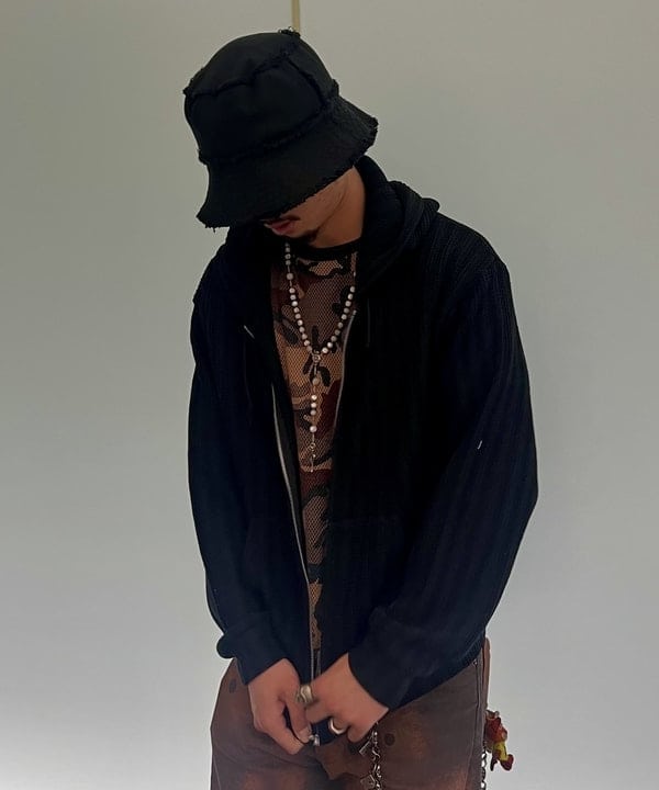 ムファサさんの「BEAMS WOMEN｜【別注】GRILLO / キャンバス バケット ハット」を使ったコーディネート