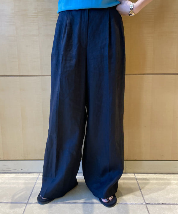 SAKAIさんの「BEAMS WOMEN｜【別注】SLOANE / 14ゲージ 天竺 ハーフスリーブ クルーネック ニット」を使ったコーディネート