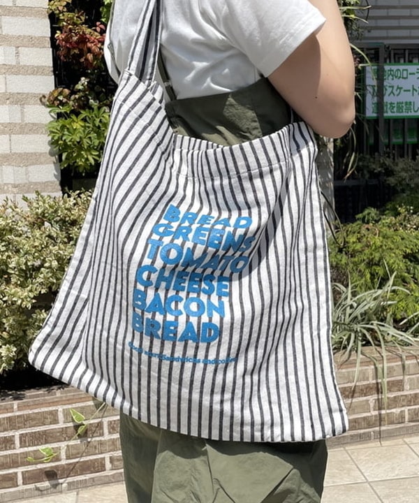 まゆちゃんさんの「BEAMS WOMEN｜ランダム ミニ リボン Tシャツ」を使ったコーディネート