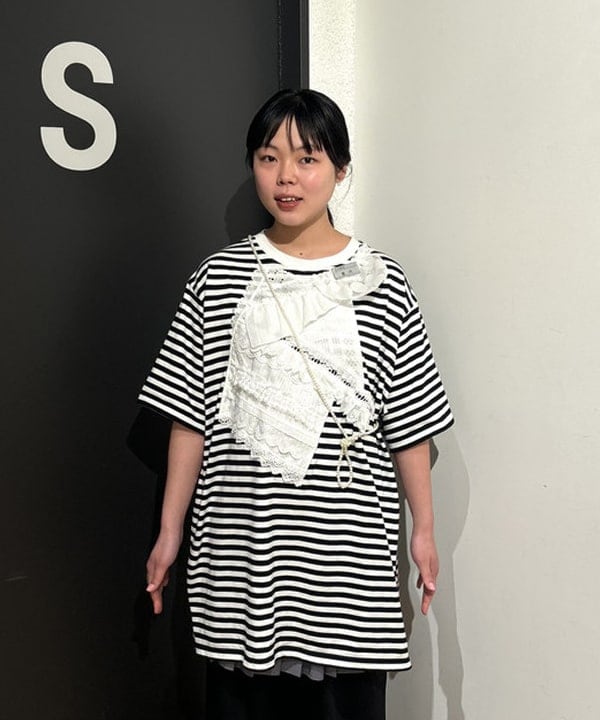 sakuraさんの「BEAMS WOMEN｜【別注】TORI-TO / バイアス フリル BIG Tシャツ」を使ったコーディネート