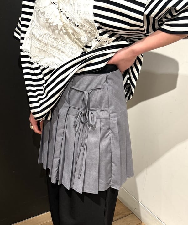 sakuraさんの「BEAMS WOMEN｜【別注】TORI-TO / バイアス フリル BIG Tシャツ」を使ったコーディネート