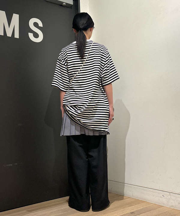 sakuraさんの「BEAMS WOMEN｜【別注】TORI-TO / バイアス フリル BIG Tシャツ」を使ったコーディネート