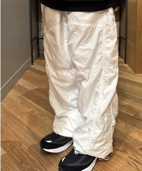 三宅 康平さんの「BEAMS WOMEN｜ARC'TERYX / Beta Jacket」を使ったコーディネート