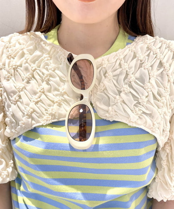 カタヤマ アヤさんの「BEAMS WOMEN｜バルーン スリーブ ボレロ」を使ったコーディネート