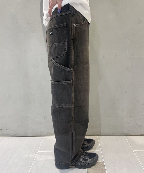 りりさんの「BEAMS WOMEN｜【別注】NULL TOKYO / Denim Painter Pants」を使ったコーディネート