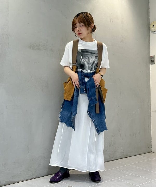 ナツハさんの「BEAMS WOMEN｜maturely / ジャン=リュック・ゴダール プリント Tシャツ」を使ったコーディネート