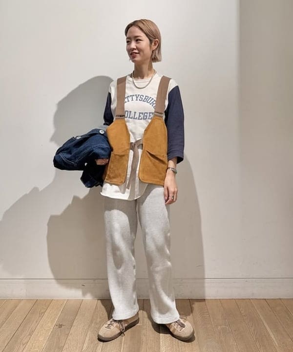 Kaoru Sakumaさんの「BEAMS WOMEN｜maturely / ゴート スエード ノーバッグ ベスト」を使ったコーディネート