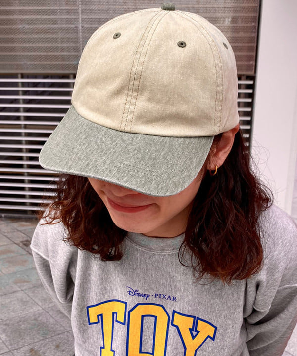 りくっしーさんの「BEAMS WOMEN｜2トーン フェード キャップ」を使ったコーディネート
