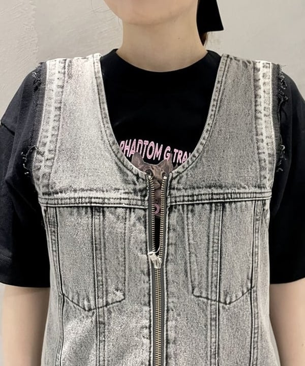 カタヤマ アヤさんの「BEAMS WOMEN｜デニム ジップ タイト ワンピース」を使ったコーディネート