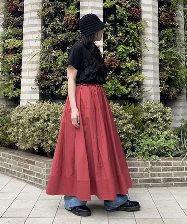 Sakiさんの「BEAMS WOMEN｜RBS / ギャザー フリル Tシャツ」を使ったコーディネート