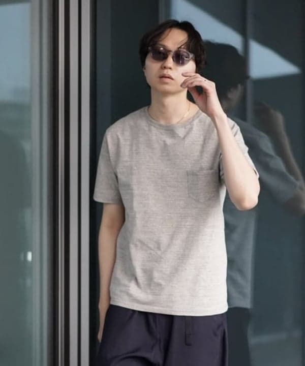 SUDOさんの「BEAMS WOMEN｜【別注】REMI RELIEF / Pocket T-shirt Heather Grey」を使ったコーディネート