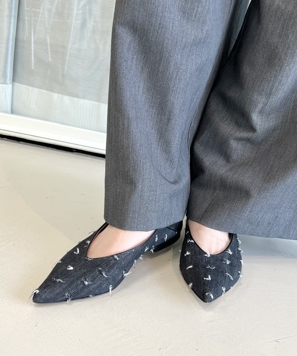 隈元 楓さんの「BEAMS WOMEN｜【別注】スタイリスト佐藤佳菜子 × SLOANE / ミラノ リブ タンクトップ」を使ったコーディネート