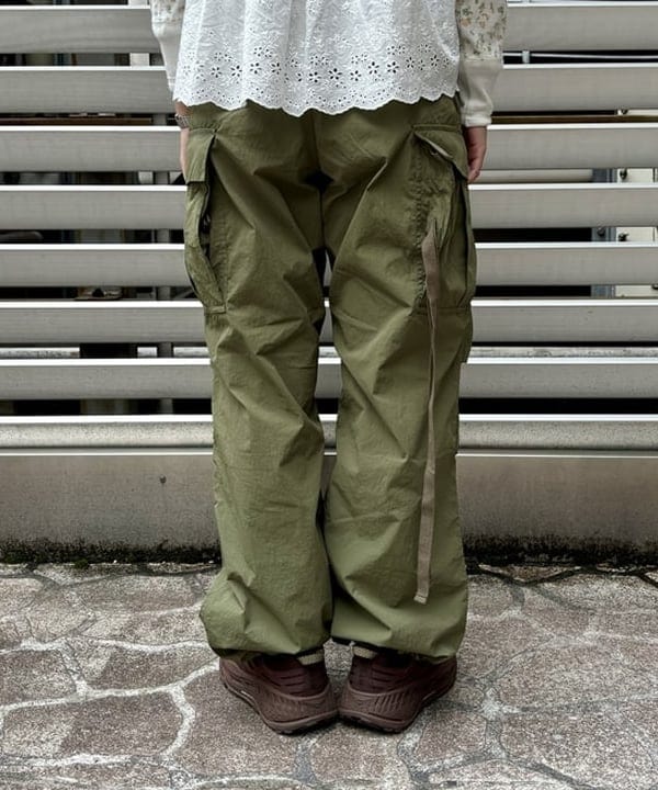 チナツさんの「BEAMS WOMEN｜カットワーク キャミソール」を使ったコーディネート