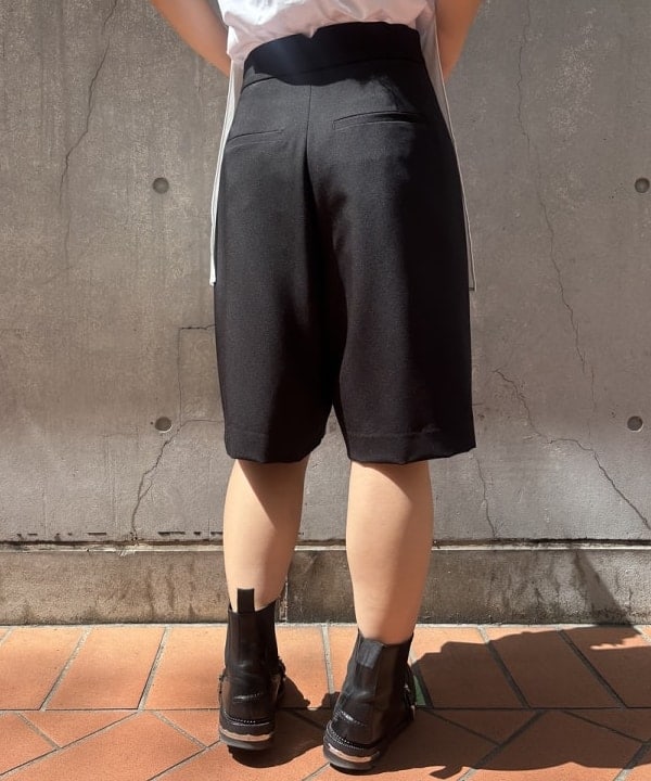 もえのさんの「BEAMS WOMEN｜RBS / リングドット スリット ノースリーブ」を使ったコーディネート