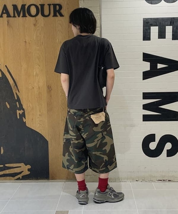 マツミヤさんの「BEAMS WOMEN｜【別注】Champion "BEAMS" LOGO T-Shirts」を使ったコーディネート
