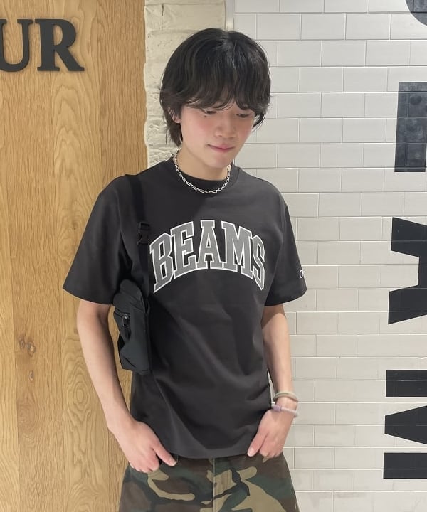 マツミヤさんの「BEAMS WOMEN｜【別注】Champion "BEAMS" LOGO T-Shirts」を使ったコーディネート