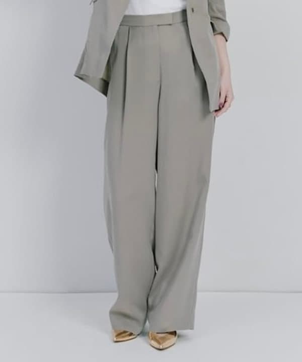 坂本 涼花さんの「BEAMS WOMEN｜」を使ったコーディネート