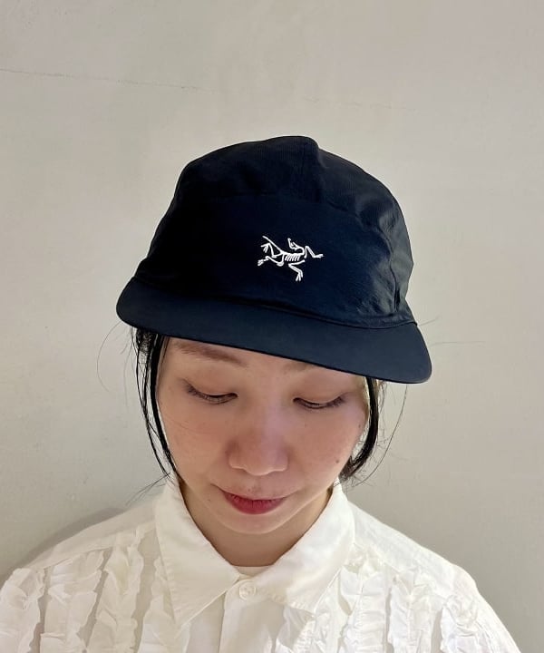 にしだてさんの「BEAMS WOMEN｜ARC&rsquo;TERYX / Aerios 5Panel Cap」を使ったコーディネート