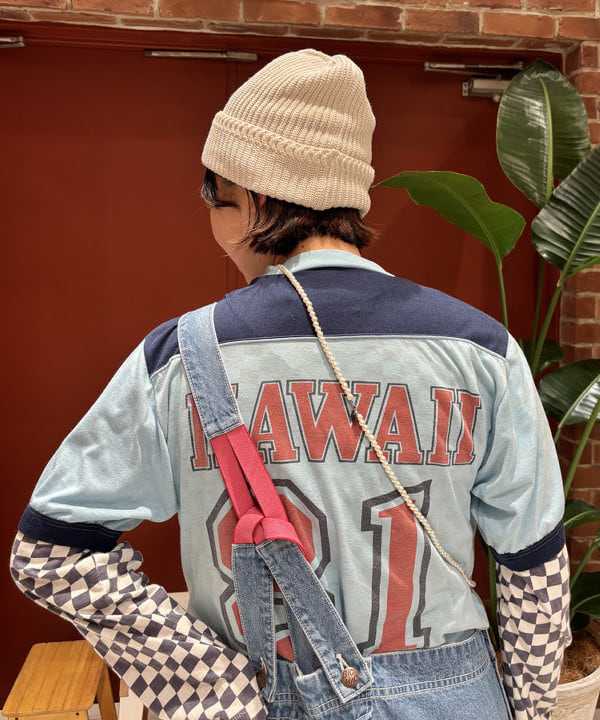 ショ〜ジさんの「BEAMS WOMEN｜【別注】BIGMAC / デニム オーバーオール 25SS」を使ったコーディネート
