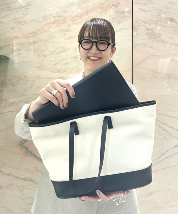 西村 章代さんの「BEAMS WOMEN｜ダブルブレスト リネン ジャケット」を使ったコーディネート