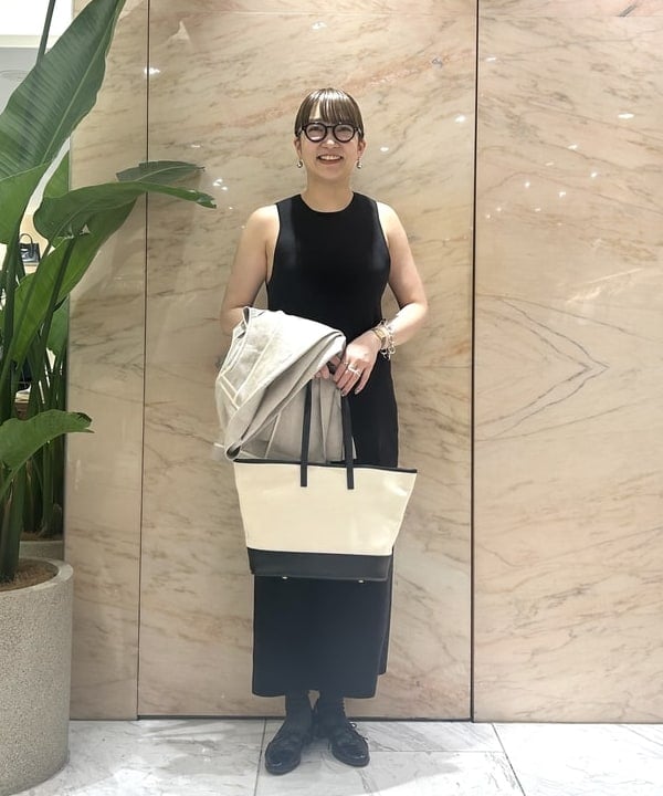 西村 章代さんの「BEAMS WOMEN｜ダブルブレスト リネン ジャケット」を使ったコーディネート