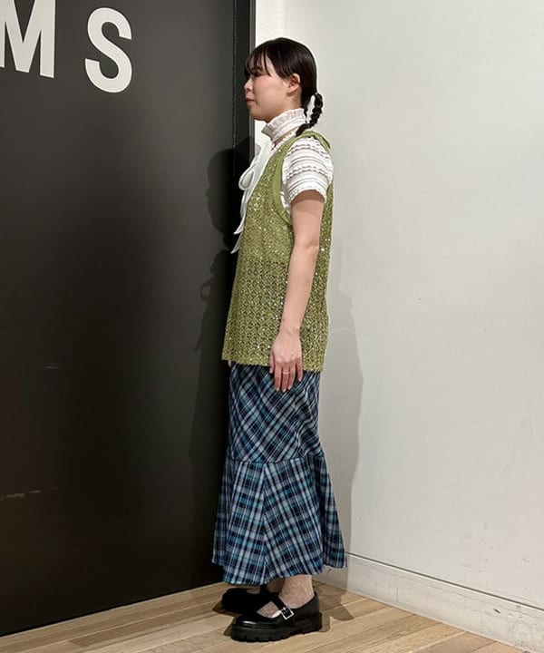 早川 萌子さんの「BEAMS WOMEN｜ボーダー レース スリーブ Tシャツ」を使ったコーディネート