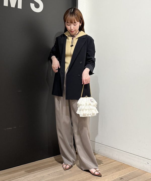 makita mikaさんの「BEAMS WOMEN｜Oggi × Demi-Luxe BEAMS / ボクシー テーラードジャケット」を使ったコーディネート