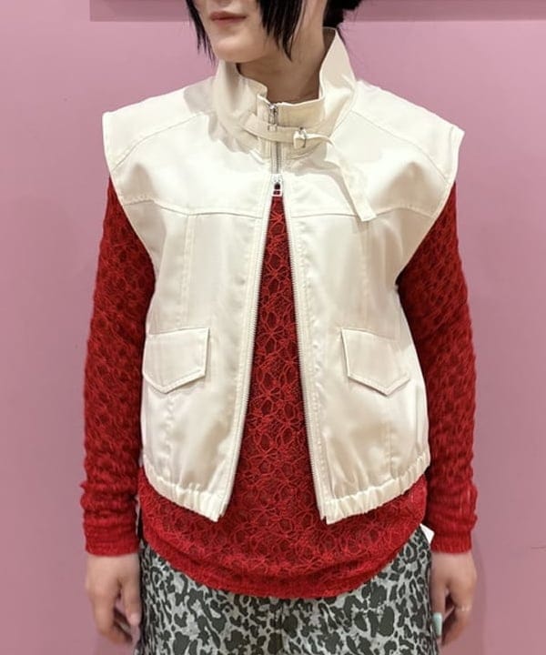 ケミオさんの「BEAMS WOMEN｜スタンドカラー ベスト」を使ったコーディネート