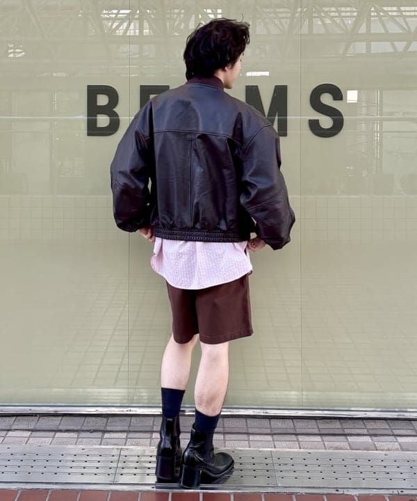 秋元 亮汰さんの「ユーズド加工 レザー ショートブルゾン」を使ったコーディネート